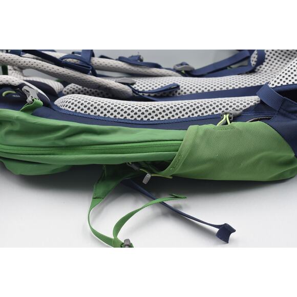 Deuter Trail 24 SL Hiking Backpack GREEN - Picture 8 of 11